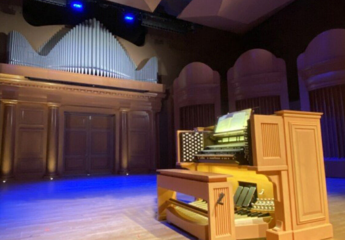 Flint Hall Organ.jpg